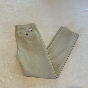 Tommy Hilfiger size 2 straight leg tan khakis